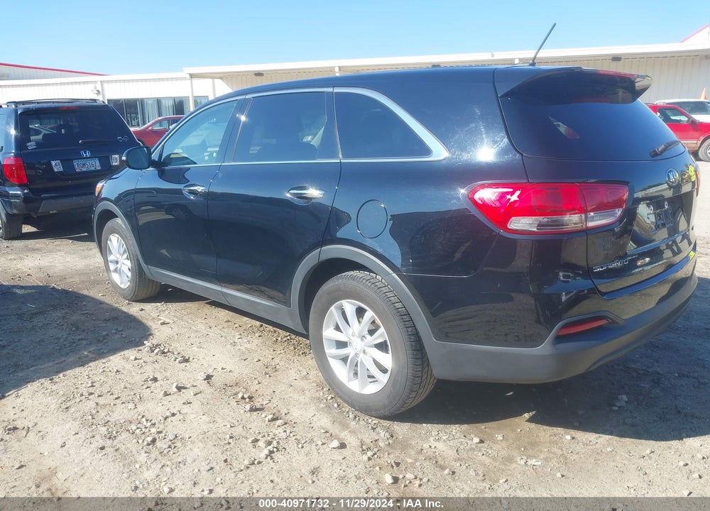 2017 KIA SORENTO 2.4L L VIN: 5XYPG4A35HG288291