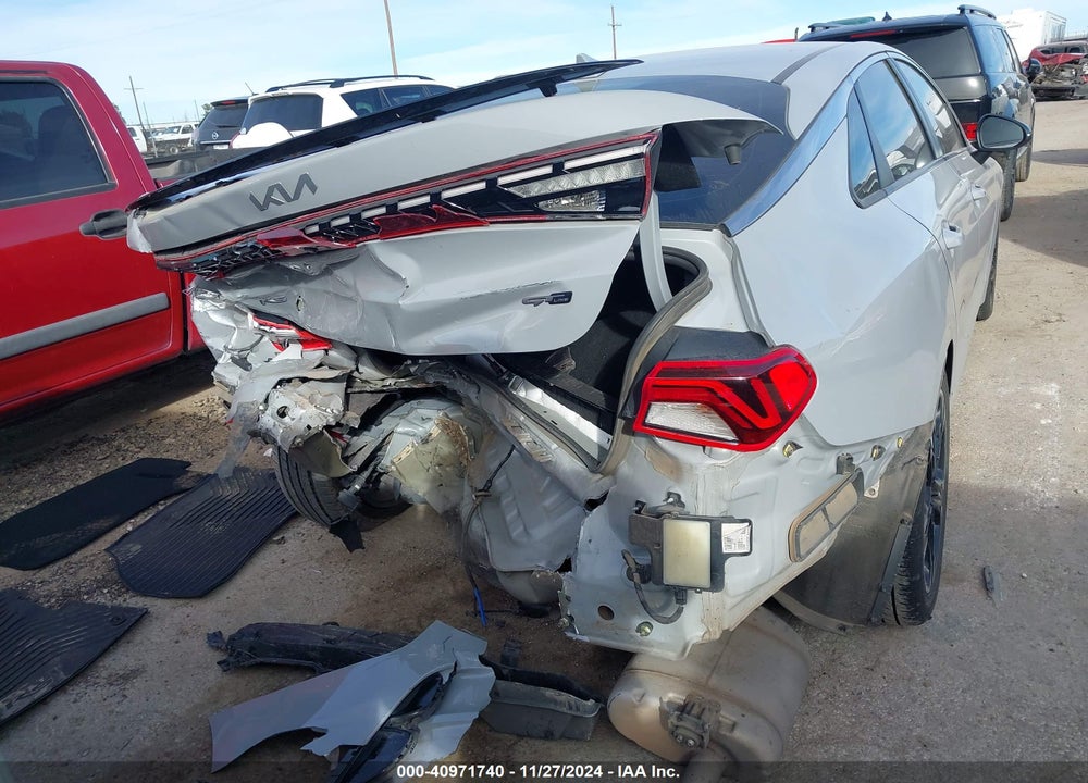 2022 KIA K5 VIN: 5XXG64J22NG089399