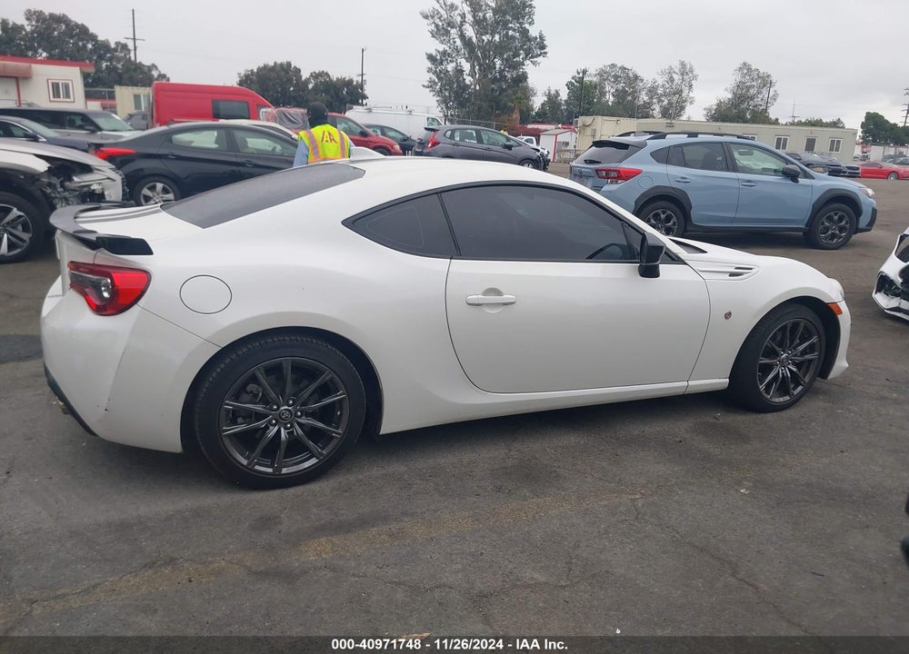 2017 TOYOTA 86 860 SPECIAL EDITION VIN: JF1ZNAA13H9707306