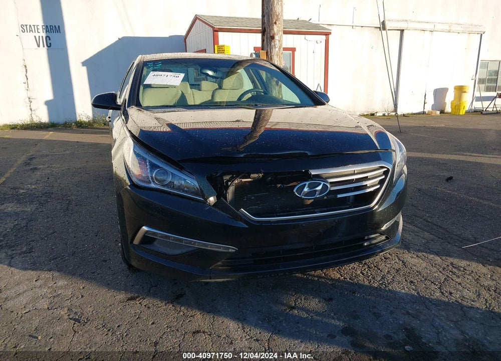 2015 HYUNDAI SONATA SE VIN: 5NPE24AF4FH004364