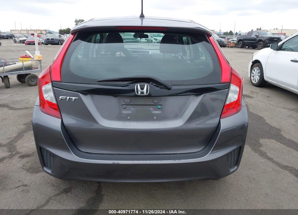 2015 HONDA FIT VIN: 3HGGK5H59FM784191