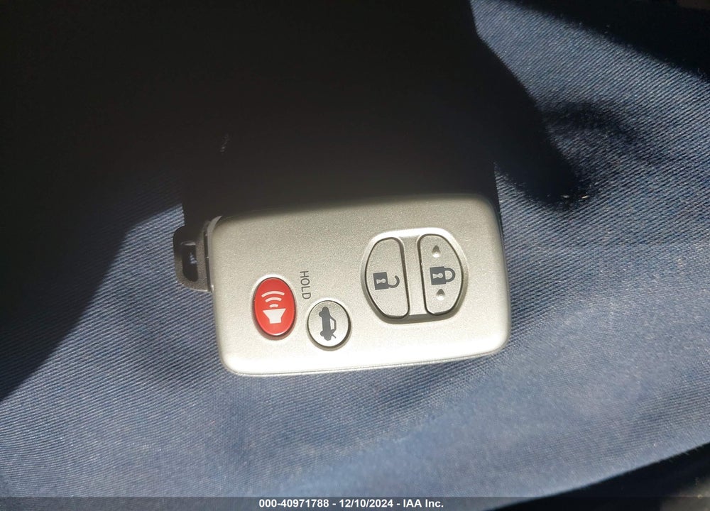 2011 TOYOTA CAMRY SE VIN: 4T1BF3EK4BU194042