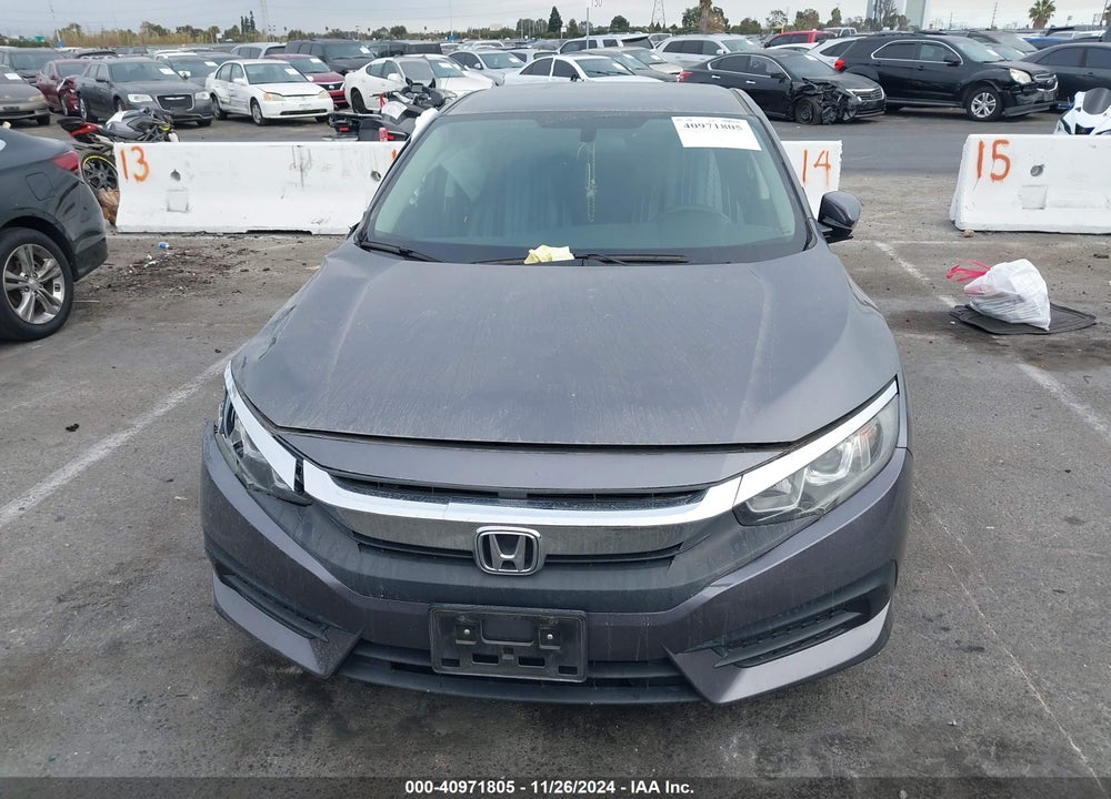 2018 HONDA CIVIC VIN: 2HGFC2F55JH595944