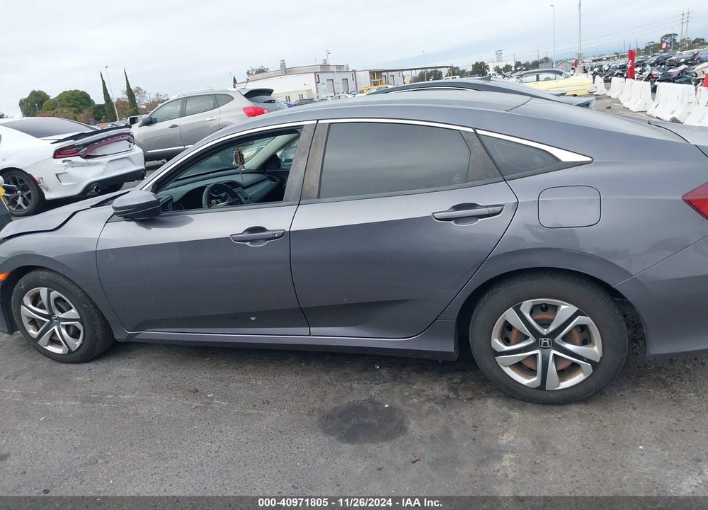 2018 HONDA CIVIC VIN: 2HGFC2F55JH595944