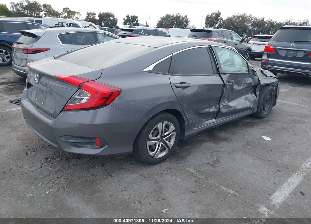 2018 HONDA CIVIC VIN: 2HGFC2F55JH595944