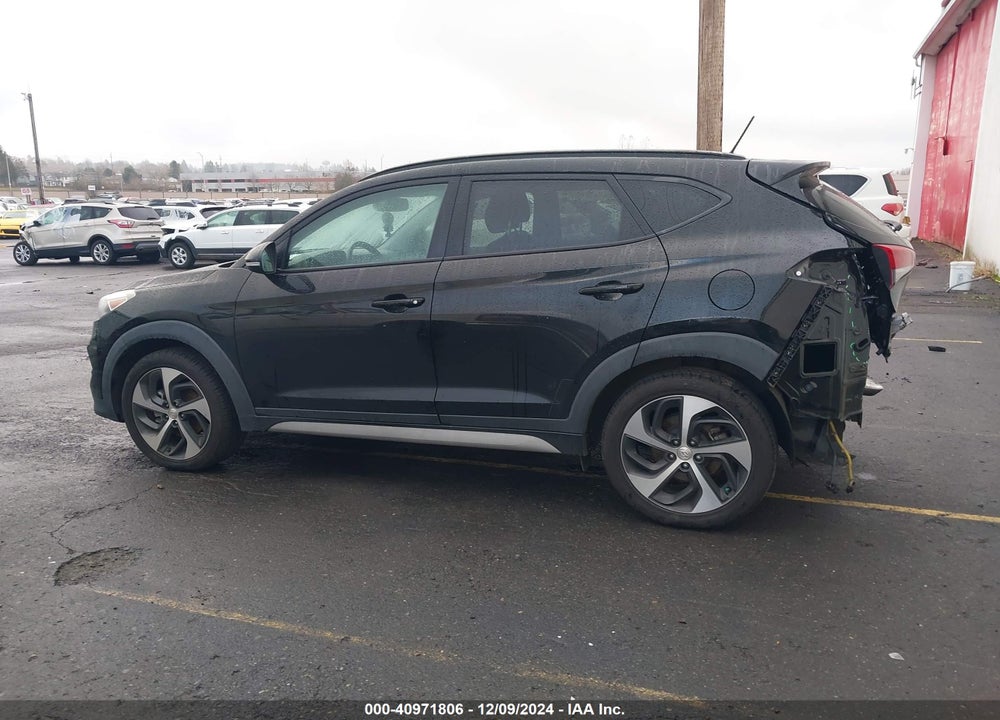 2017 HYUNDAI TUCSON VALUE VIN: KM8J33A26HU559632
