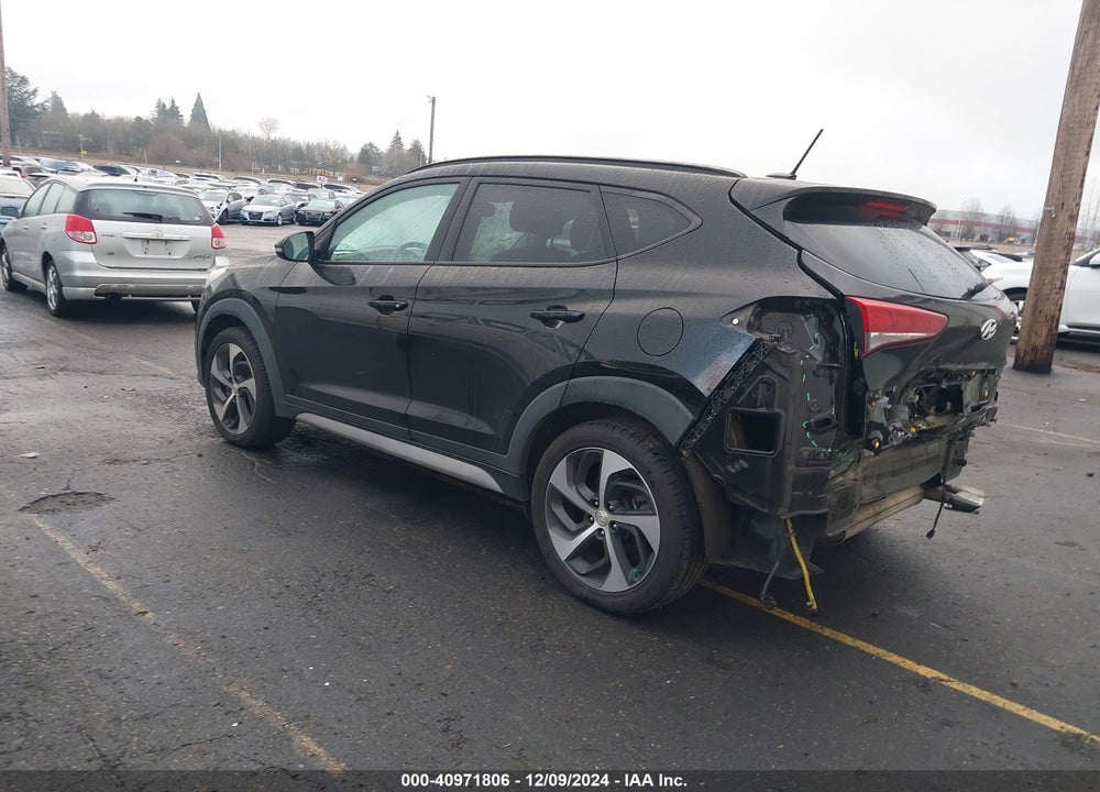 2017 HYUNDAI TUCSON VALUE VIN: KM8J33A26HU559632