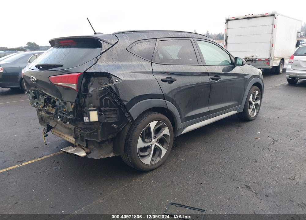 2017 HYUNDAI TUCSON VALUE VIN: KM8J33A26HU559632