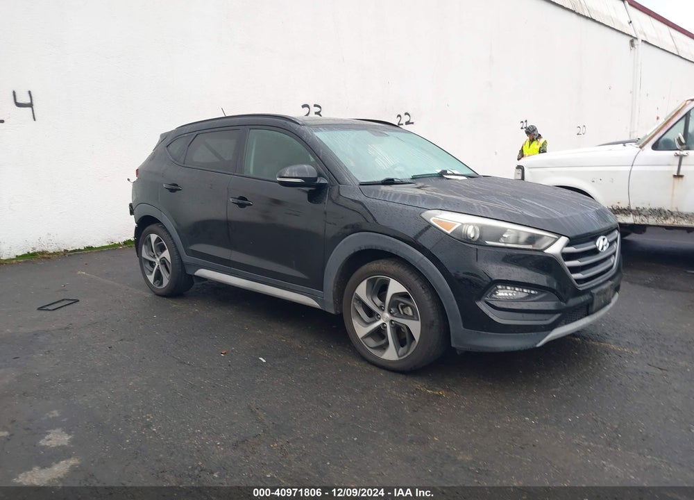 2017 HYUNDAI TUCSON VALUE VIN: KM8J33A26HU559632