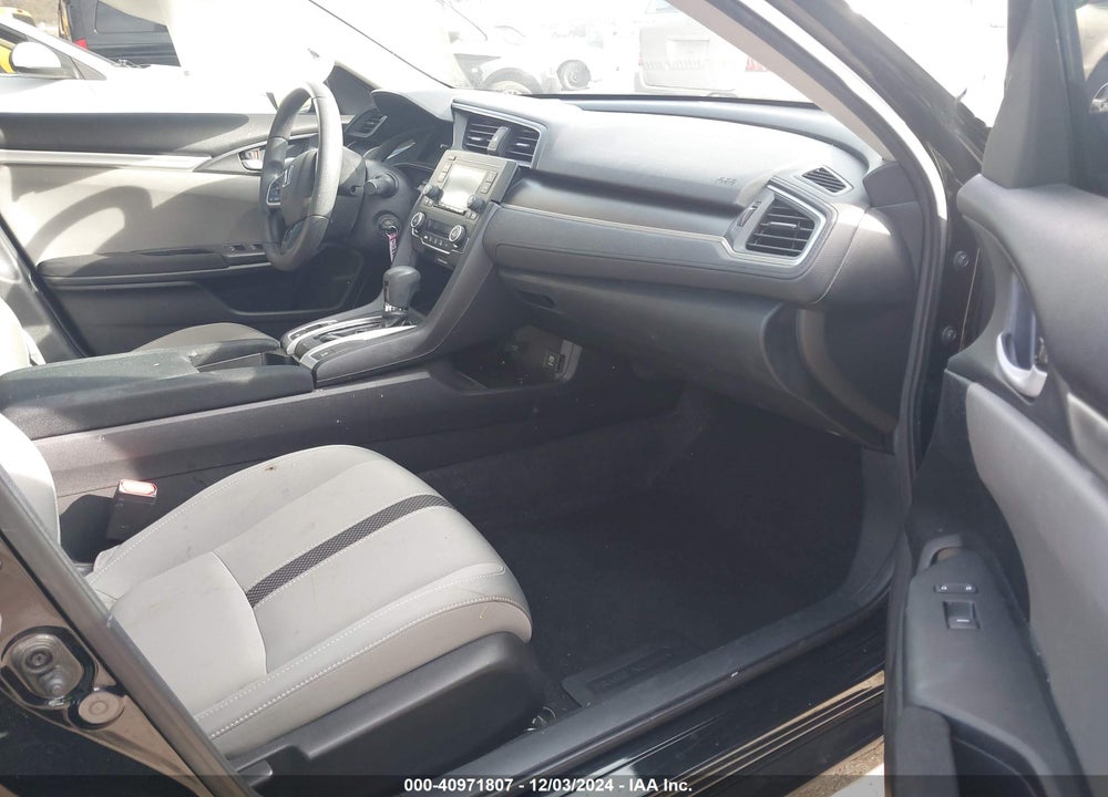 2019 HONDA CIVIC LX VIN: 2HGFC2F63KH569837