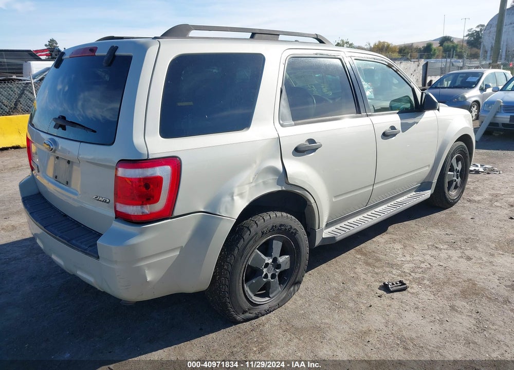 2009 FORD ESCAPE XLT VIN: 1FMCU93G09KA38002