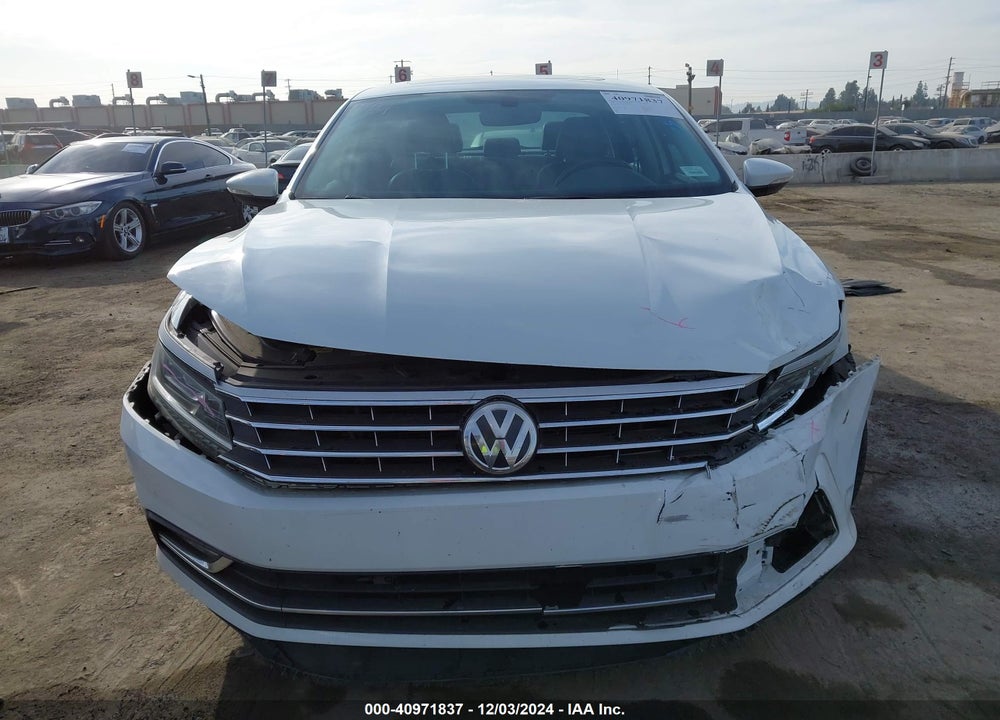 2016 VOLKSWAGEN PASSAT VIN: 1VWCT7A39GC068258