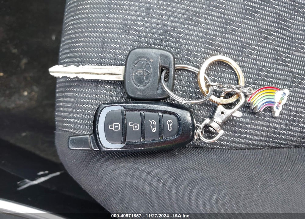 2015 TOYOTA YARIS L VIN: VNKKTUD30FA028709