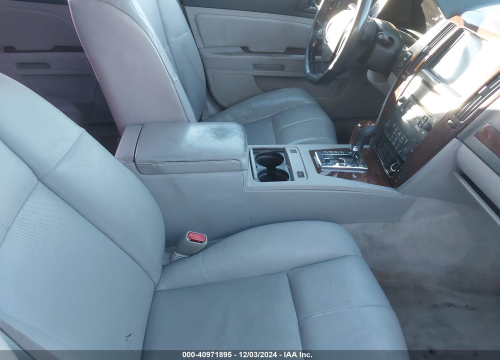 2005 CADILLAC STS V6 VIN: 1G6DW677050180841