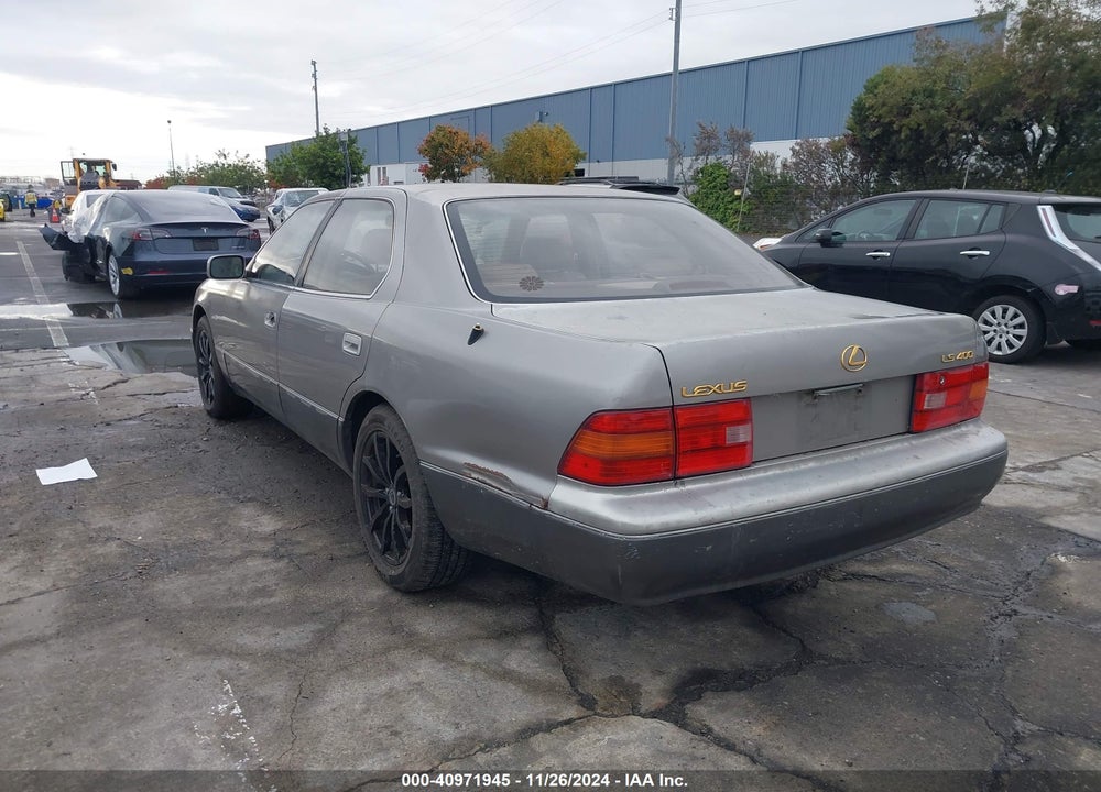 1997 LEXUS LS 400 VIN: JT8BH28FXV0071945