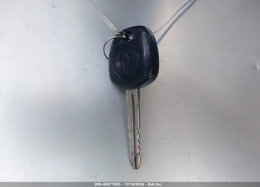 2016 TOYOTA TUNDRA VIN: 5TFEM5F19GX105967