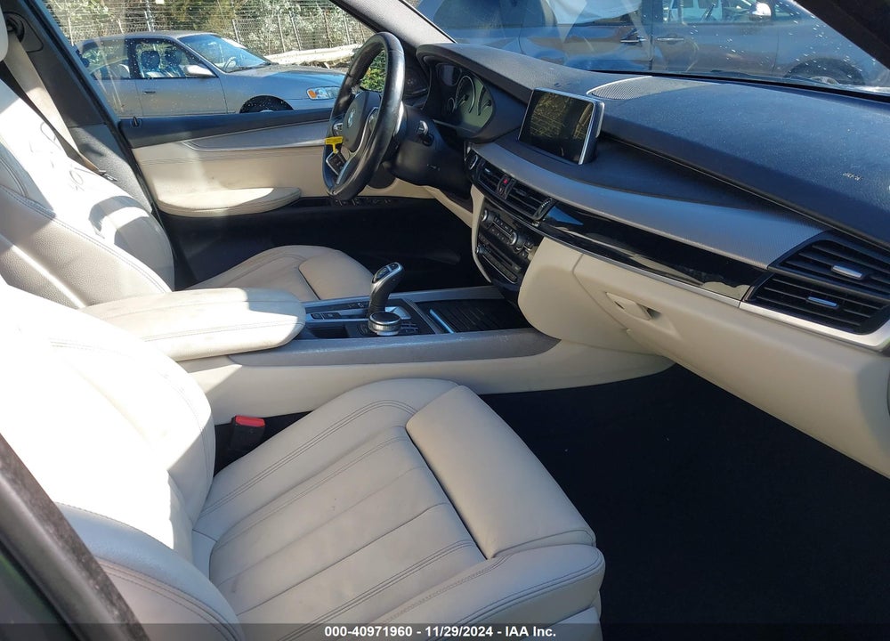 2018 BMW X5 SDRIVE35I VIN: 5UXKR2C55J0Z16318