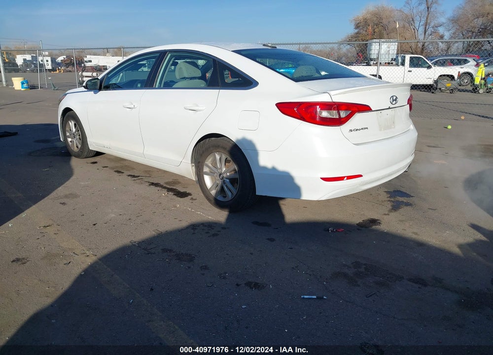 2016 HYUNDAI SONATA VIN: 5NPE24AF2GH398948