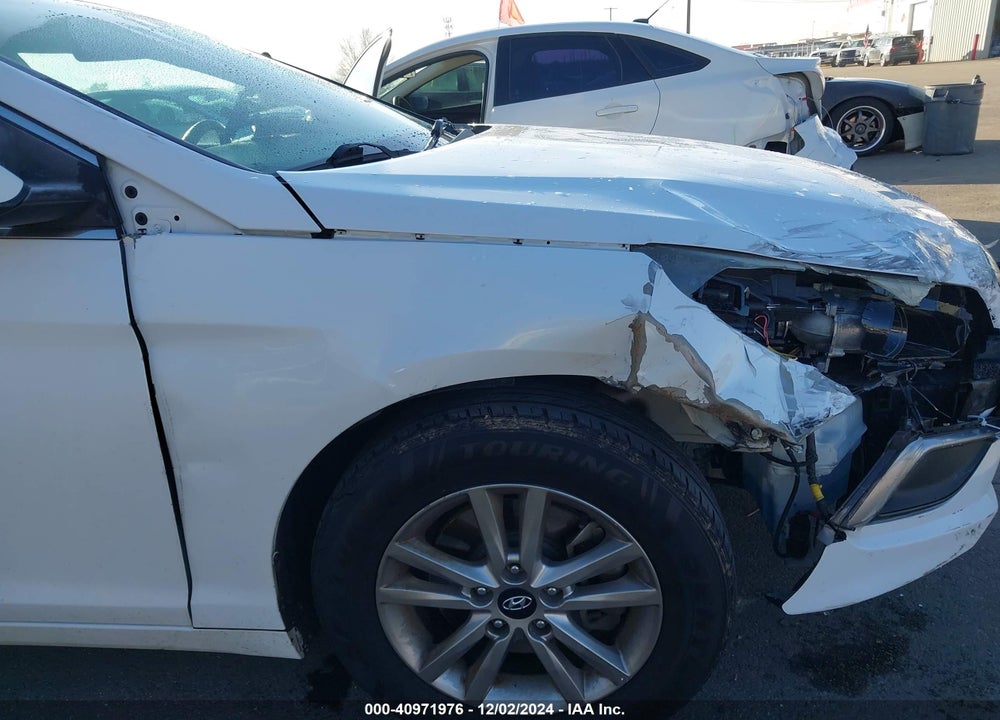 2016 HYUNDAI SONATA VIN: 5NPE24AF2GH398948