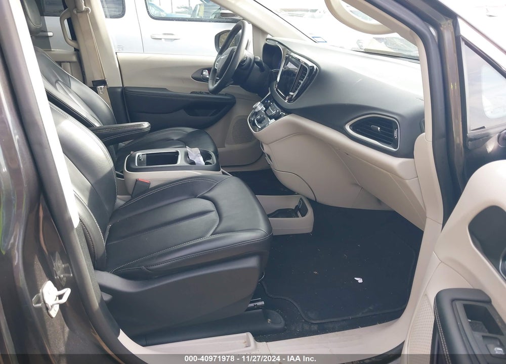 2023 CHRYSLER PACIFICA TOURING L VIN: 2C4RC1BGXPR552622
