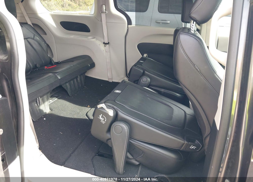 2023 CHRYSLER PACIFICA TOURING L VIN: 2C4RC1BGXPR552622