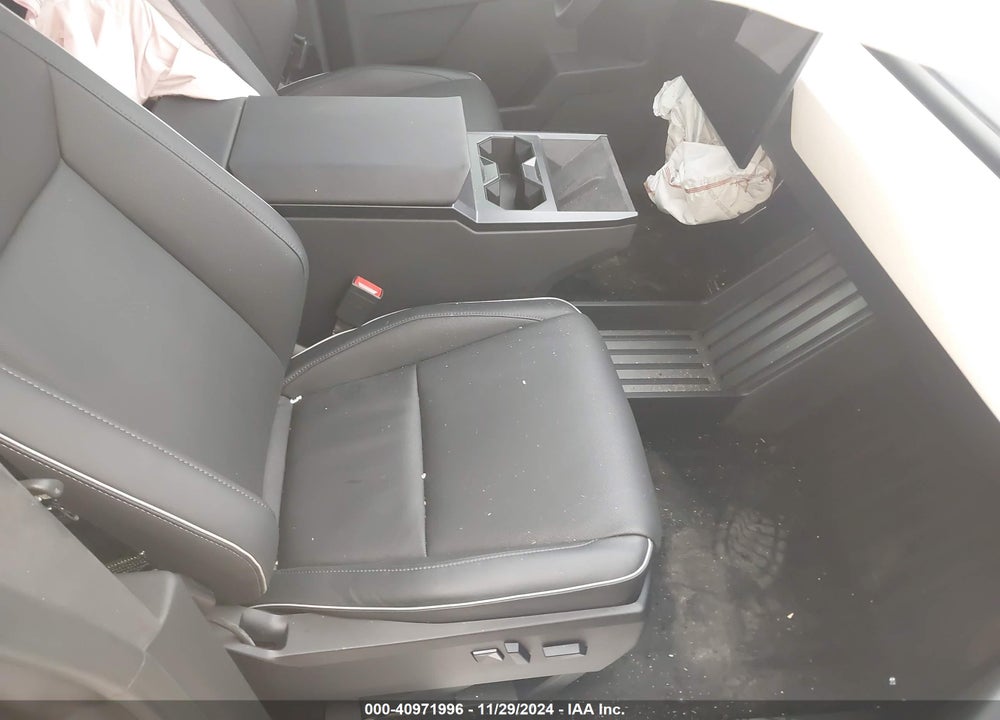 2024 TESLA CYBERTRUCK ALL-WHEEL DRIVE VIN: 7G2CEHED6RA010128