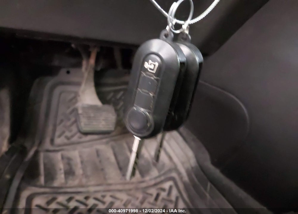 2018 RAM PROMASTER CITY TRADESMAN VIN: ZFBERFAB0J6L54164