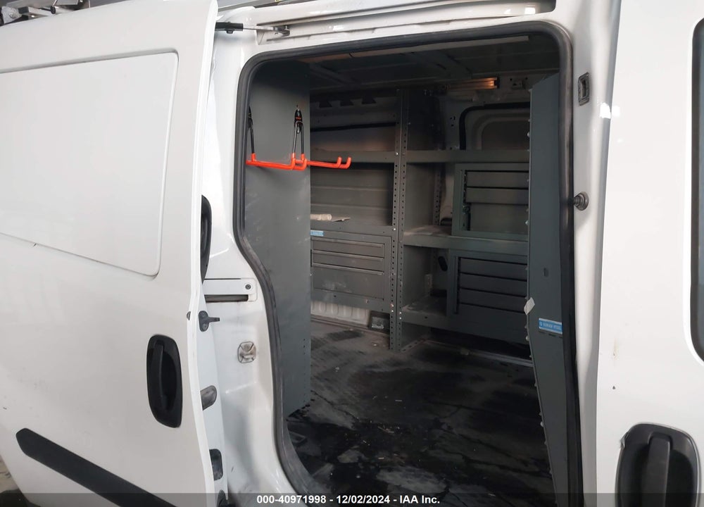 2018 RAM PROMASTER CITY TRADESMAN VIN: ZFBERFAB0J6L54164