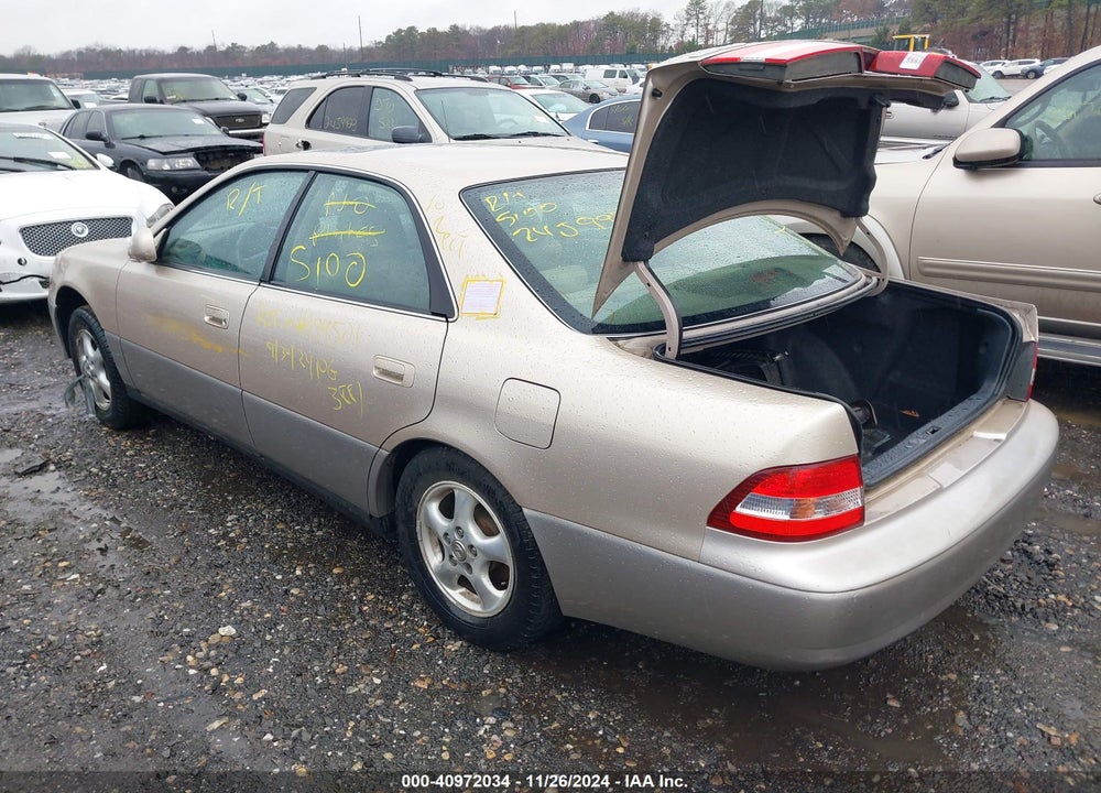 2000 LEXUS ES 300 VIN: JT8BF28G2Y5077860