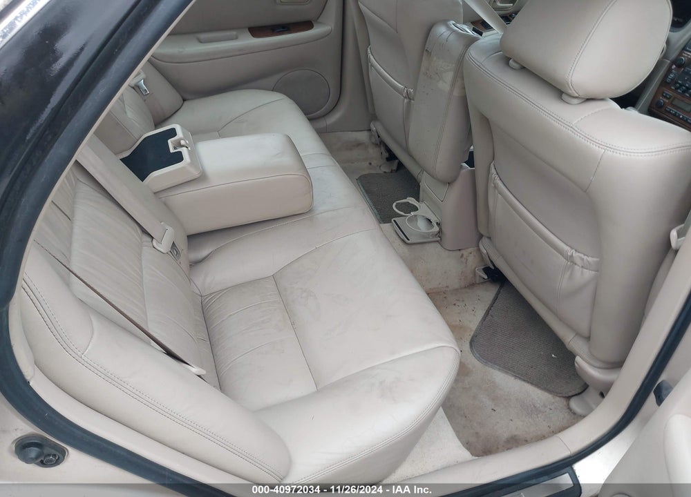 2000 LEXUS ES 300 VIN: JT8BF28G2Y5077860