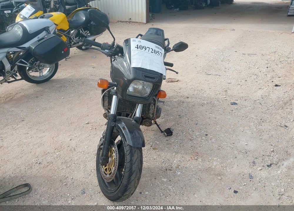 2000 KAWASAKI ZR1100 C VIN: JKAZRBC17YA034062
