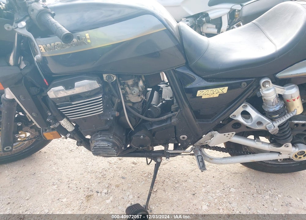 2000 KAWASAKI ZR1100 C VIN: JKAZRBC17YA034062