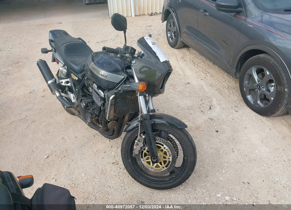 2000 KAWASAKI ZR1100 C VIN: JKAZRBC17YA034062