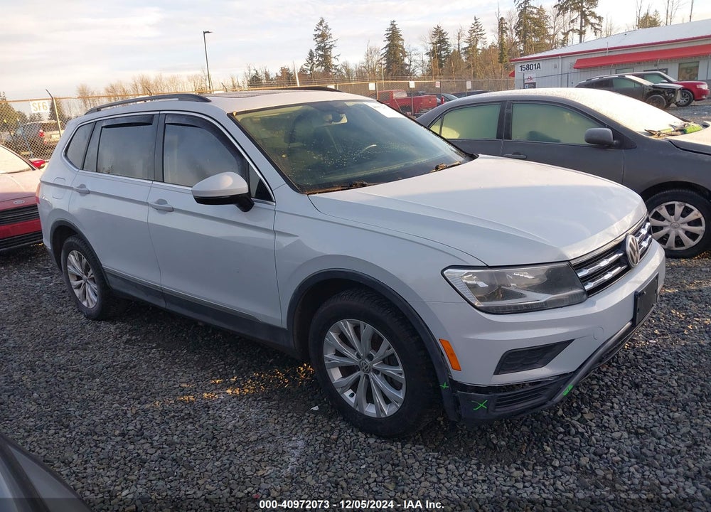 2018 VOLKSWAGEN TIGUAN 2.0T SE/2.0T SEL VIN: 3VV2B7AXXJM121562