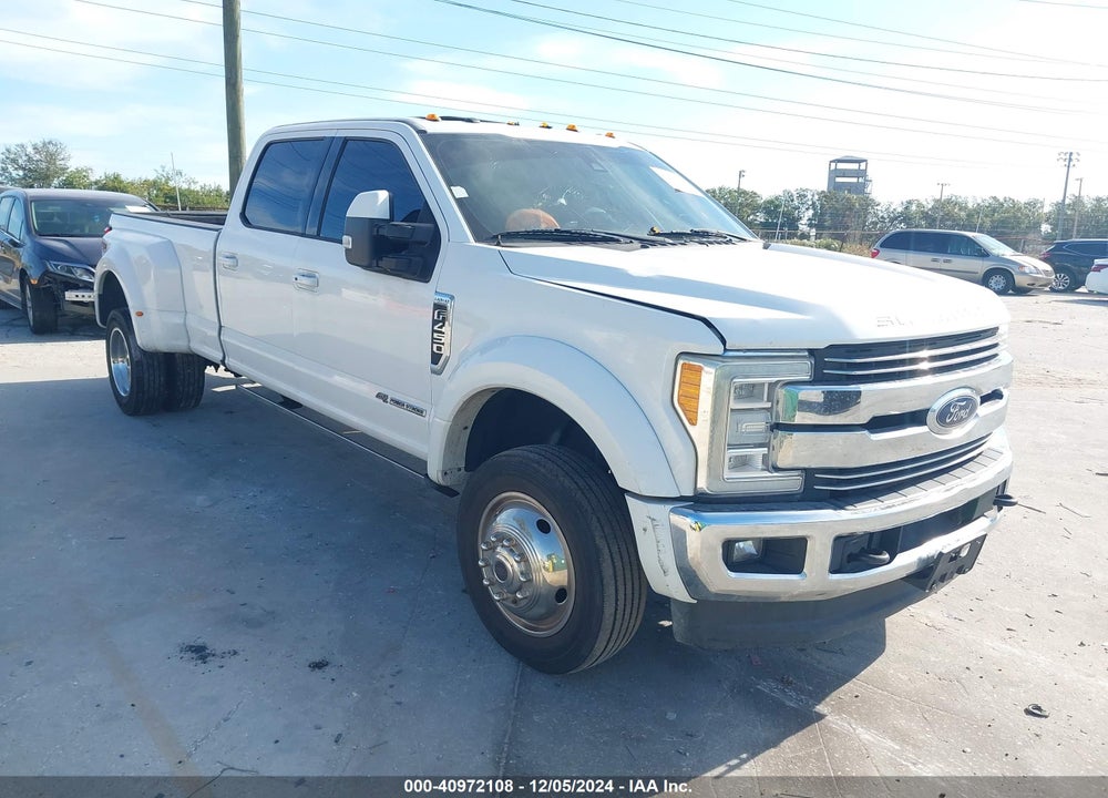 2017 FORD F-450 LARIAT VIN: 1FT8W4DT2HEB25853