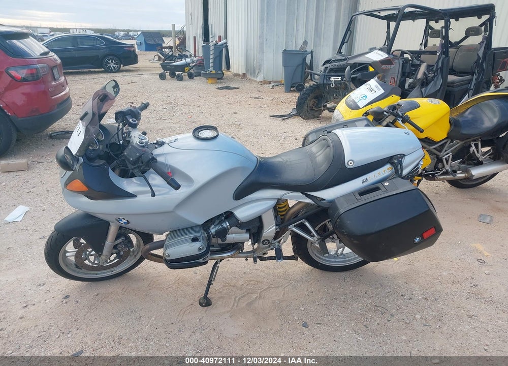 2001 BMW R1100 S VIN: WB10432A61ZB51823