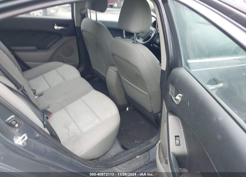 2015 KIA FORTE EX VIN: KNAFX4A88F5392946