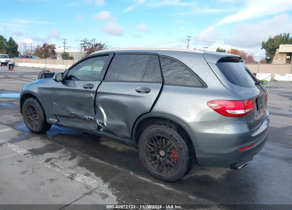 2017 MERCEDES-BENZ GLC 300 4MATIC VIN: WDC0G4KB3HV005820