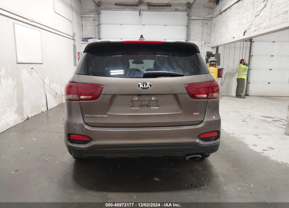 2019 KIA SORENTO 2.4L LX VIN: 5XYPGDA35KG596343