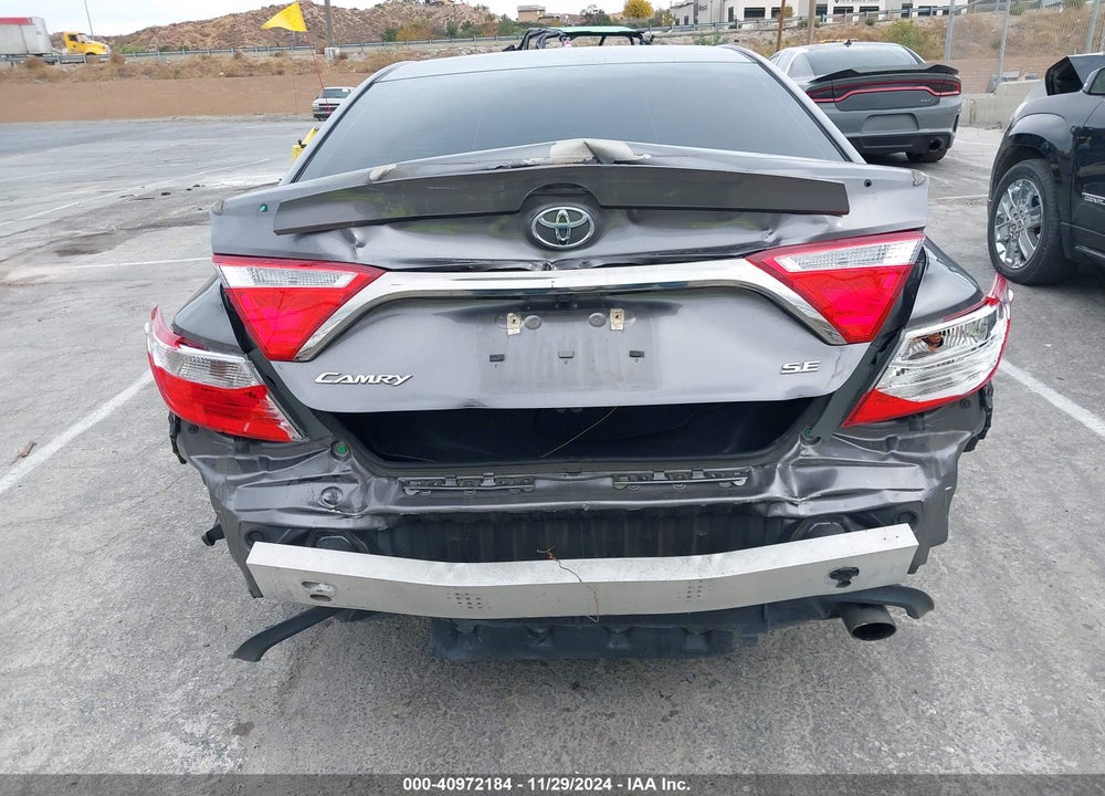 2015 TOYOTA CAMRY SE VIN: 4T1BF1FK8FU973694