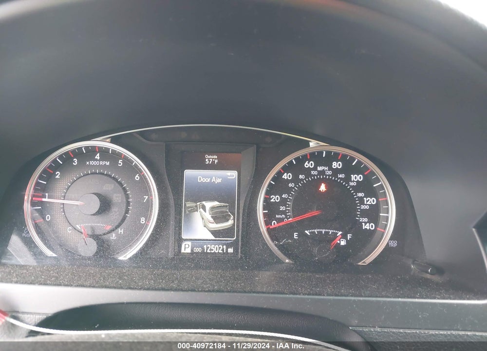 2015 TOYOTA CAMRY SE VIN: 4T1BF1FK8FU973694