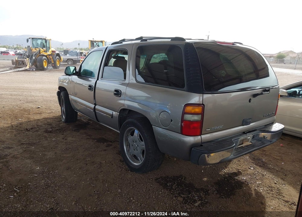 2001 CHEVROLET TAHOE LS VIN: 1GNEC13T01R187026