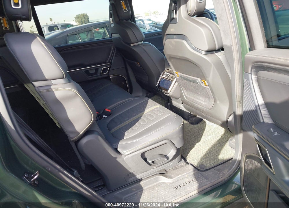 2023 RIVIAN R1S ADVENTURE VIN: 7PDSGABA8PN019739