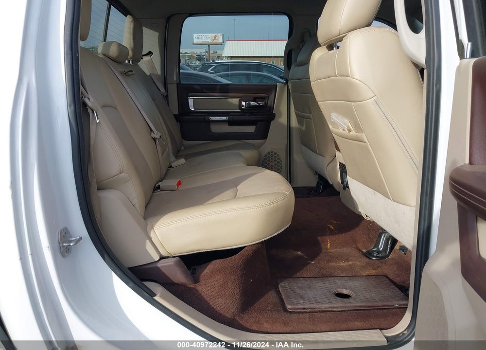 2017 RAM 1500 VIN: 1C6RR7NT8HS503226