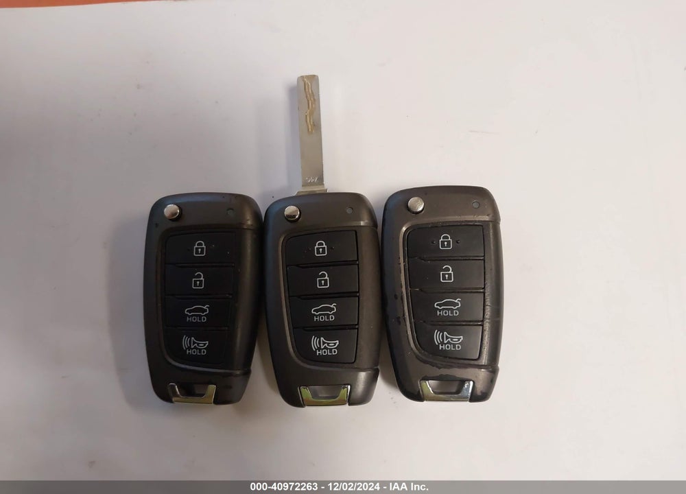 2019 HYUNDAI ACCENT SE VIN: 3KPC24A3XKE055802