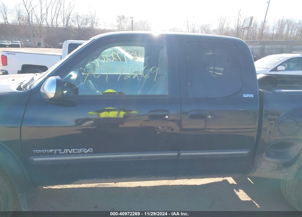 2004 TOYOTA TUNDRA SR5 V8 VIN: 5TBBT44154S445727