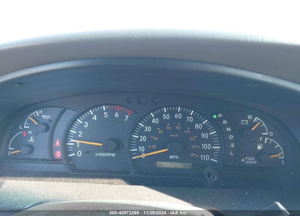 2004 TOYOTA TUNDRA SR5 V8 VIN: 5TBBT44154S445727