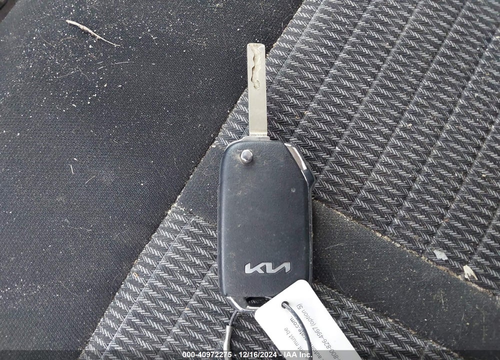 2023 KIA SORENTO LX VIN: 5XYRGDLC7PG184020