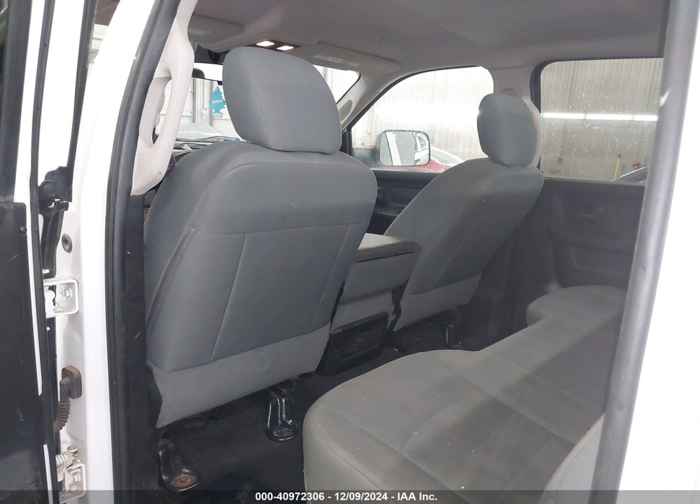 2017 RAM 3500 TRADESMAN  4X4 8' BOX VIN: 3C63RRGL1HG723622