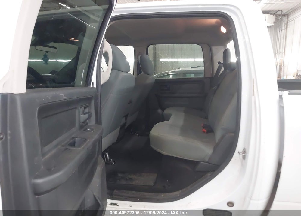 2017 RAM 3500 TRADESMAN  4X4 8' BOX VIN: 3C63RRGL1HG723622